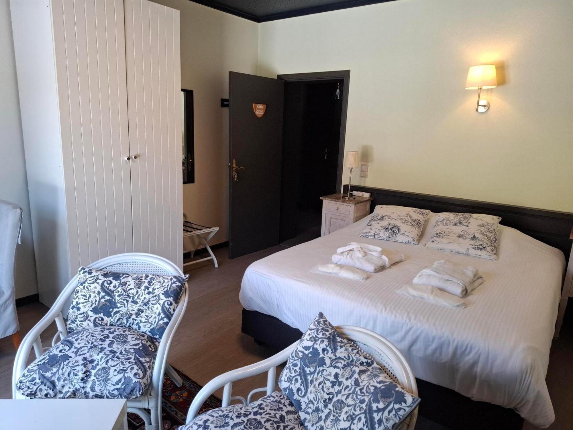 Superior Double Room,1683802917:JPEG